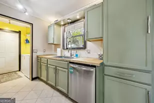 158 W Woodhaven Dr, Kingsland, GA 31548 - Photo 10