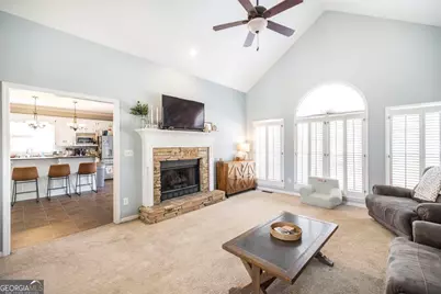 128 Springwood Court, Macon, GA 31210 - Photo 2