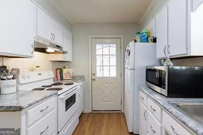 1406 Strickland Circle, Valdosta, GA 31601 - Photo 10