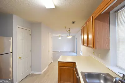 147 S Fairfield Drive, Peachtree City, GA 30269 - Photo 10