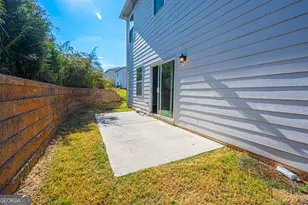 76 Blue River Ct, Pendergrass, GA 30567 - Photo 4