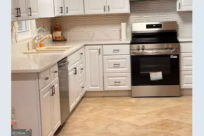 2649 Headland Drive, East Point, GA 30344 - Photo 8