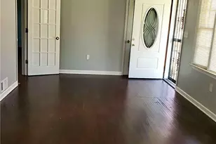 25 Bromack Dr SE, Atlanta, GA 30315 - Photo 2