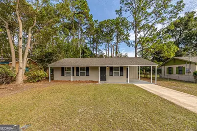 121 Stafford Avenue, Brunswick, GA 31525 - Photo 1