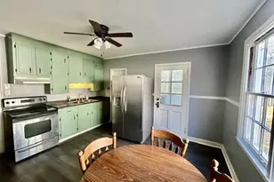 228 R St NW, Thomaston, GA 30286 - Photo 8