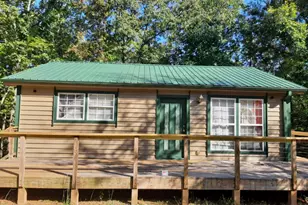 518 Eden Cir, Cleveland, GA 30528 - Photo 1