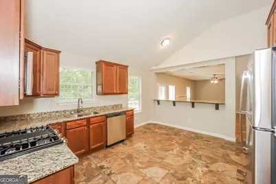 110 Foster Circle, Fairburn, GA 30213 - Photo 6