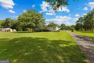 351 E Milner Rd, Zebulon, GA 30295 - Photo 1