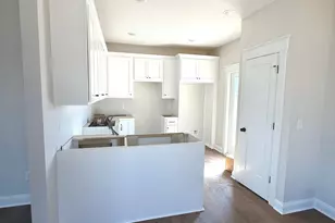 816 Porter St, Blackshear, GA 31516 - Photo 2