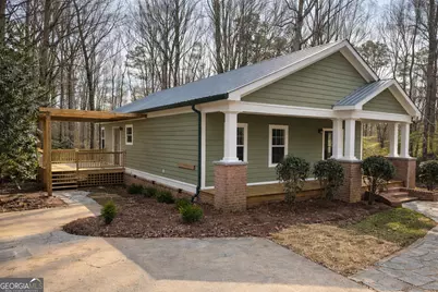 380 Creekside Drive, Arnoldsville, GA 30619 - Photo 2