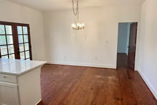 380 Creekside Dr, Arnoldsville, GA 30619 - Photo 10