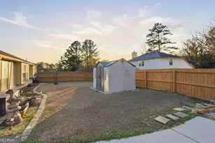 523 N Shore Rd, Lithonia, GA 30058 - Photo 26