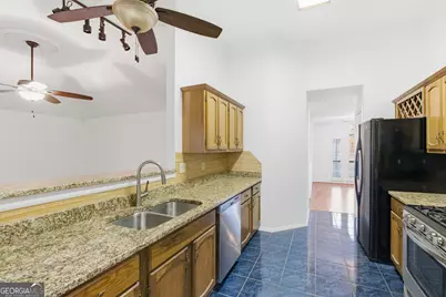 523 N Shore Road, Lithonia, GA 30058 - Photo 8