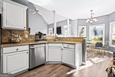 4052 Thornbrook Lane, Marietta, GA 30066 - Photo 4