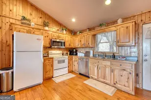 310 Barefoot Hills Rd, Hiawassee, GA 30546 - Photo 16