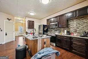 3199 Garden Glade Ln, Lithonia, GA 30038 - Photo 12