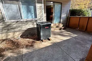 8560 Creekwood Way, Jonesboro, GA 30238 - Photo 24