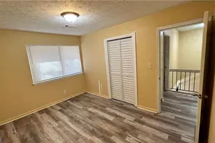 8560 Creekwood Way, Jonesboro, GA 30238 - Photo 12