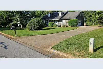 218 Benton Fields, Stockbridge, GA 30281 - Photo 2
