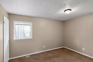 1439 Walnut Ridge Way, Stone Mountain, GA 30083 - Photo 8