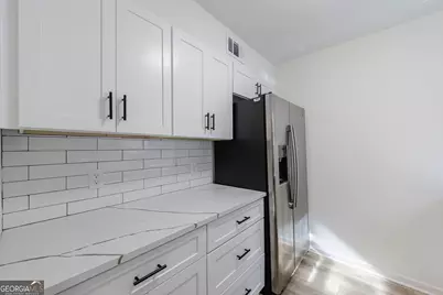 2386 Lawrenceville Highway, Decatur, GA 30033 - Photo 18