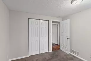 5350 Olde St, Stone Mountain, GA 30088 - Photo 14