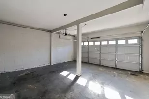 6820 Yorkdale Ct, Lithonia, GA 30058 - Photo 4