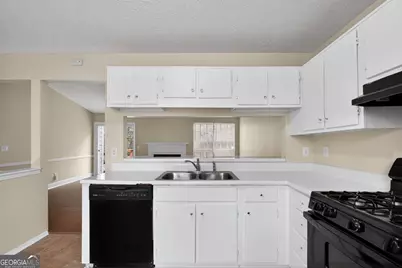 6254 Marbut Farms Trail, Lithonia, GA 30058 - Photo 12