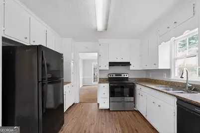 703 Kingsgate Ridge, Stone Mountain, GA 30088 - Photo 12