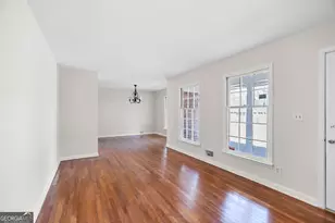 6541 Debbie Sue Ln, Morrow, GA 30260 - Photo 8