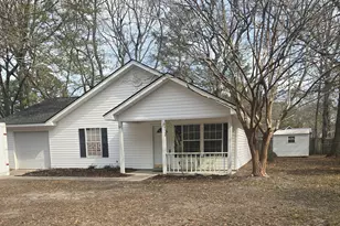 137 Rose Dr, Springfield, GA 31329 - Photo 2