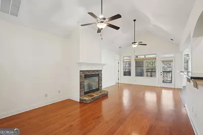 160 Greenview Drive, Newnan, GA 30265 - Photo 4