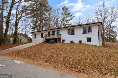 2529 Ryne Street NW, Atlanta, GA 30318 - Photo 2