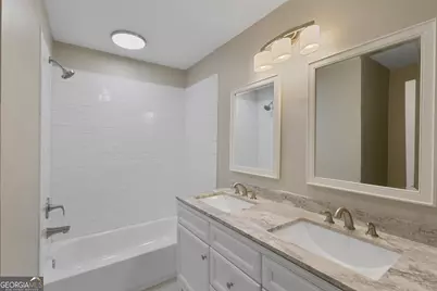 2529 Ryne Street NW, Atlanta, GA 30318 - Photo 8