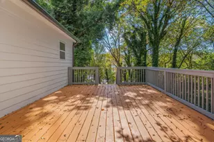 2624 NW Peyton Rd, Atlanta, GA 30318 - Photo 22