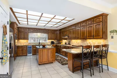 410 Camelot Drive, Fayetteville, GA 30214 - Photo 16