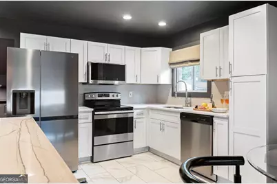 1388 Willow Trail SW, Atlanta, GA 30311 - Photo 10