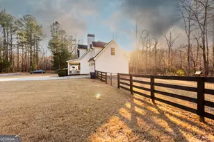 247 Shadyfield Ln, Bishop, GA 30621 - Photo 4