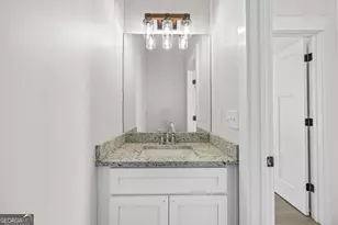 409 Roper Dr, Clarkesville, GA 30523 - Photo 18