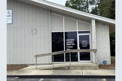 111 Colonial Way #4, Jesup, GA 31545 - Photo 1