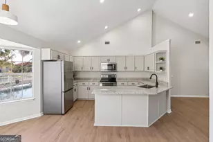 124 Huntington Cir, Brunswick, GA 31525 - Photo 18