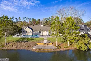 124 Huntington Cir, Brunswick, GA 31525 - Photo 2