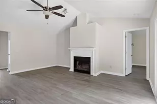 3338 Lindale Ct, Ellenwood, GA 30294 - Photo 6