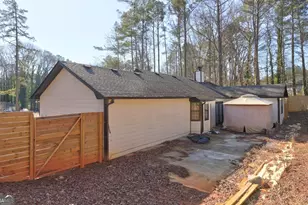 3338 Lindale Ct, Ellenwood, GA 30294 - Photo 4