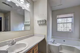 3338 Lindale Ct, Ellenwood, GA 30294 - Photo 18