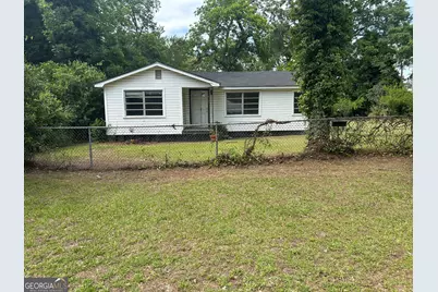 710 W 17th Avenue, Cordele, GA 31015 - Photo 1