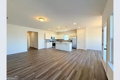 824 Kensington St, Kingston, GA 30145 - Photo 4