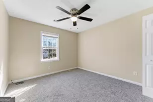 2653 Laurel Woods Ln SE, Conyers, GA 30094 - Photo 10
