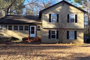 2653 Laurel Woods Ln SE, Conyers, GA 30094 - Photo 2
