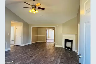 2890 Garnet Way, College Park, GA 30349 - Photo 2